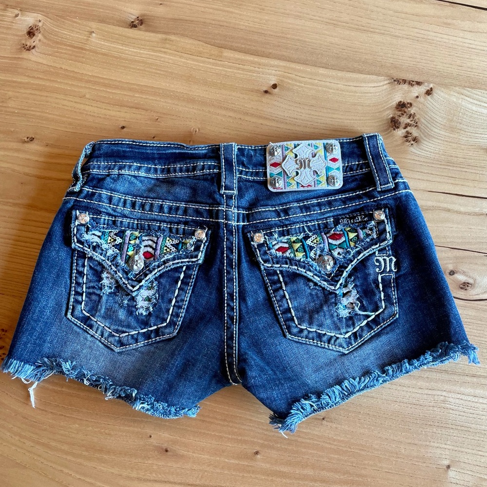 Miss Me Denim Shorts - Picture 2 of 5